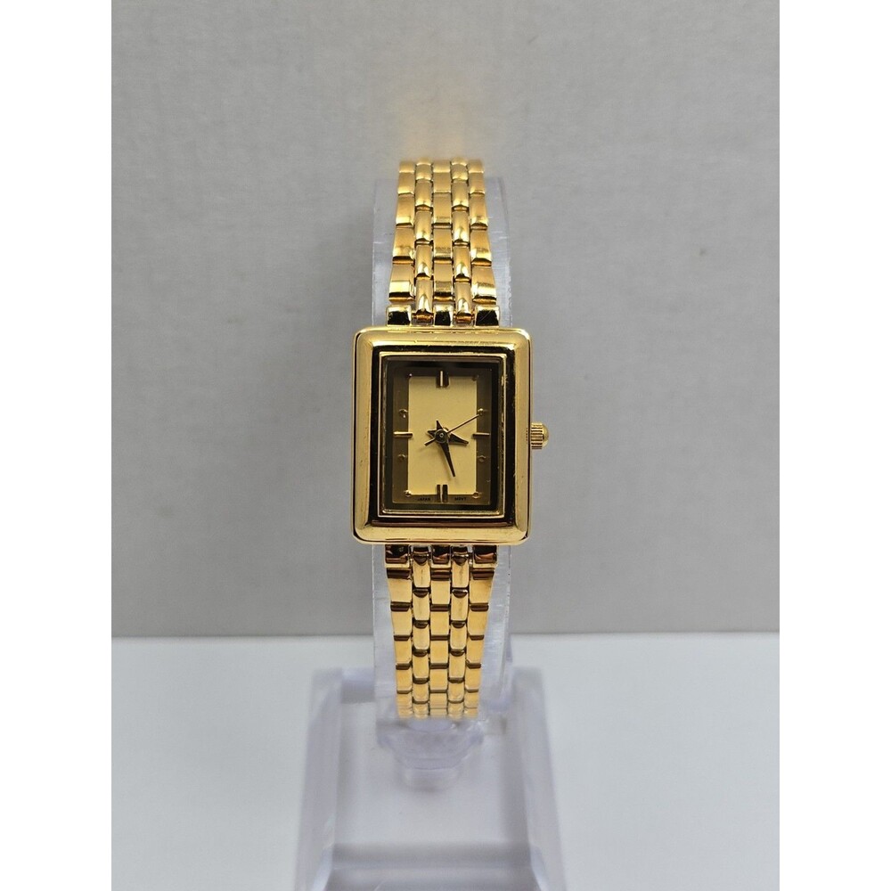 Womens Vintage Avon Gold Tone Rectangle Dress Bracelet Quartz Watch New Battery